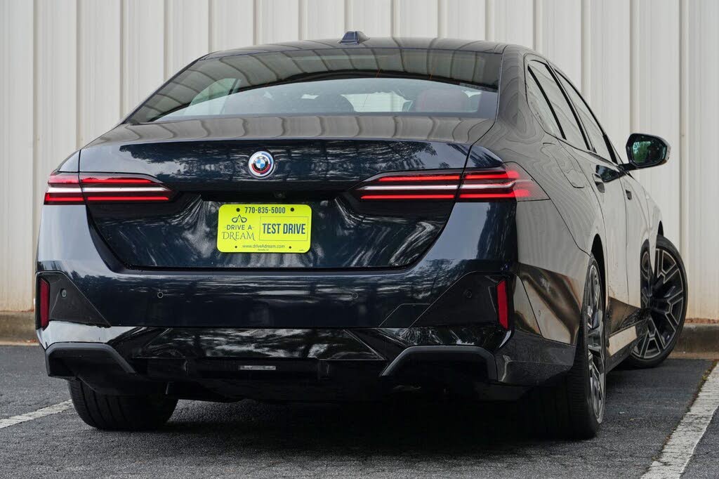 2025 BMW i5