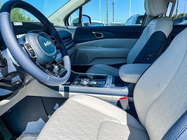 2026 Kia Carnival Hybrid