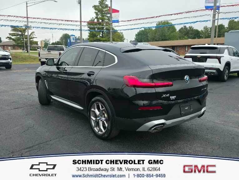 2022 BMW X4