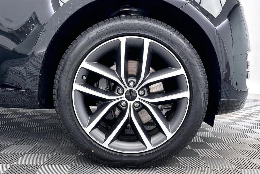 2026 Land Rover Range Rover