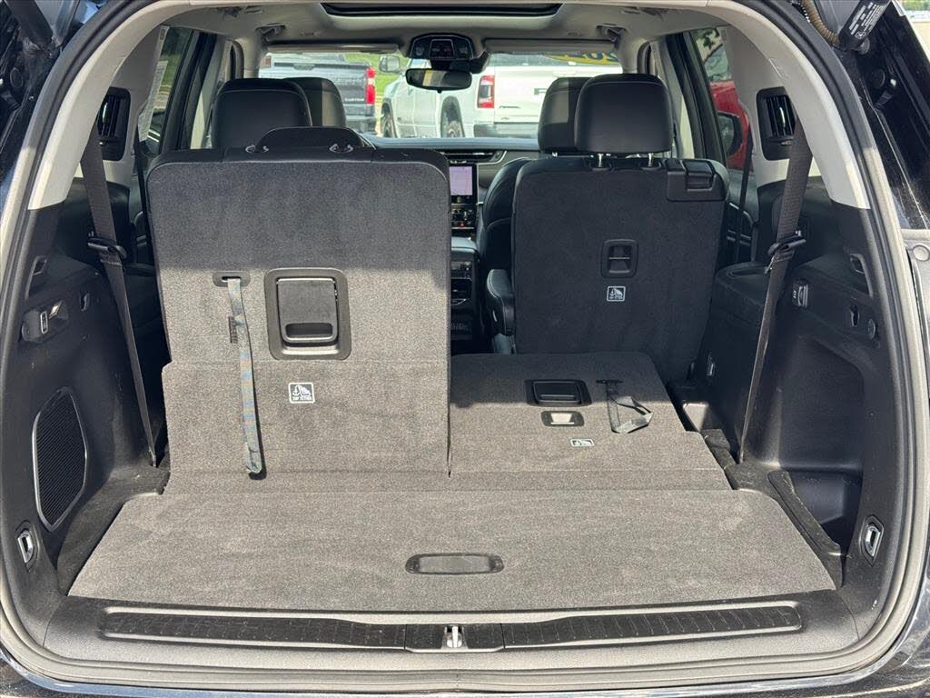 2022 Jeep Grand Cherokee L