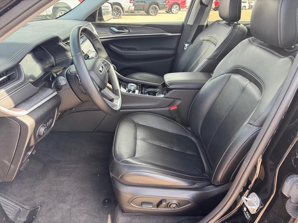 2022 Jeep Grand Cherokee L