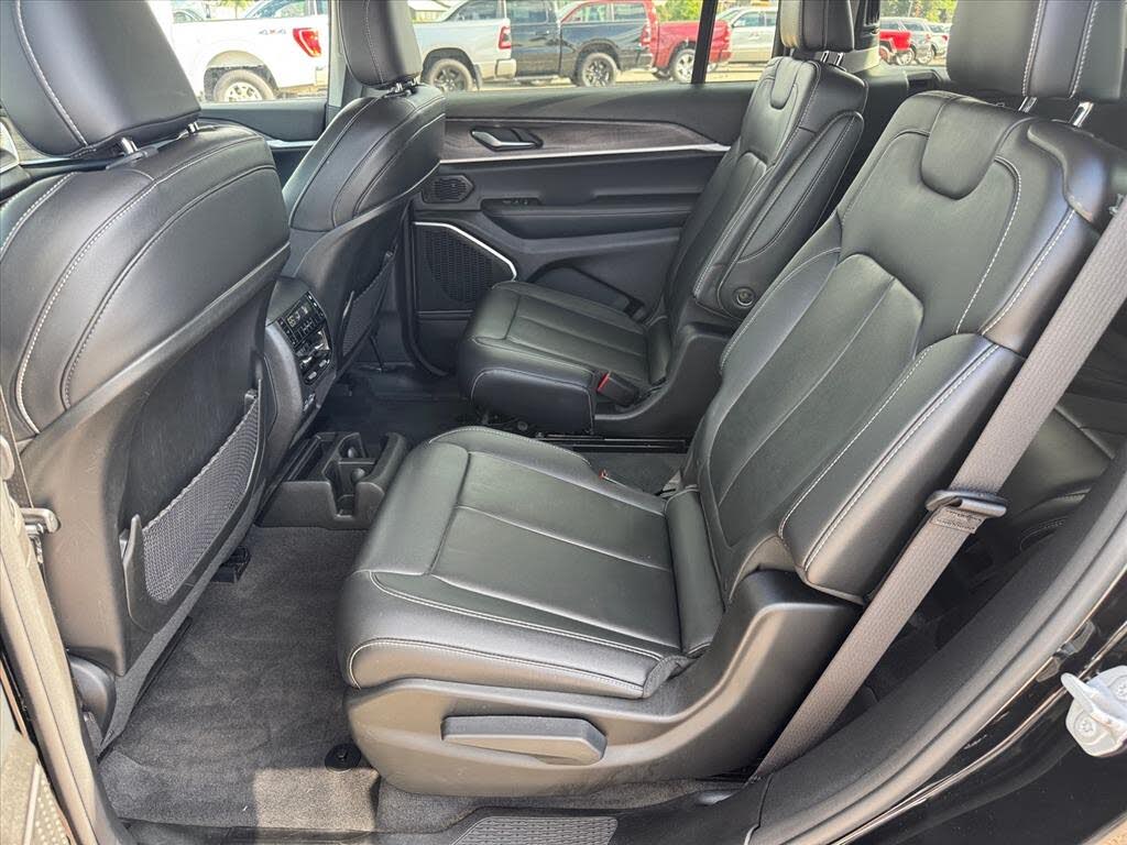 2022 Jeep Grand Cherokee L