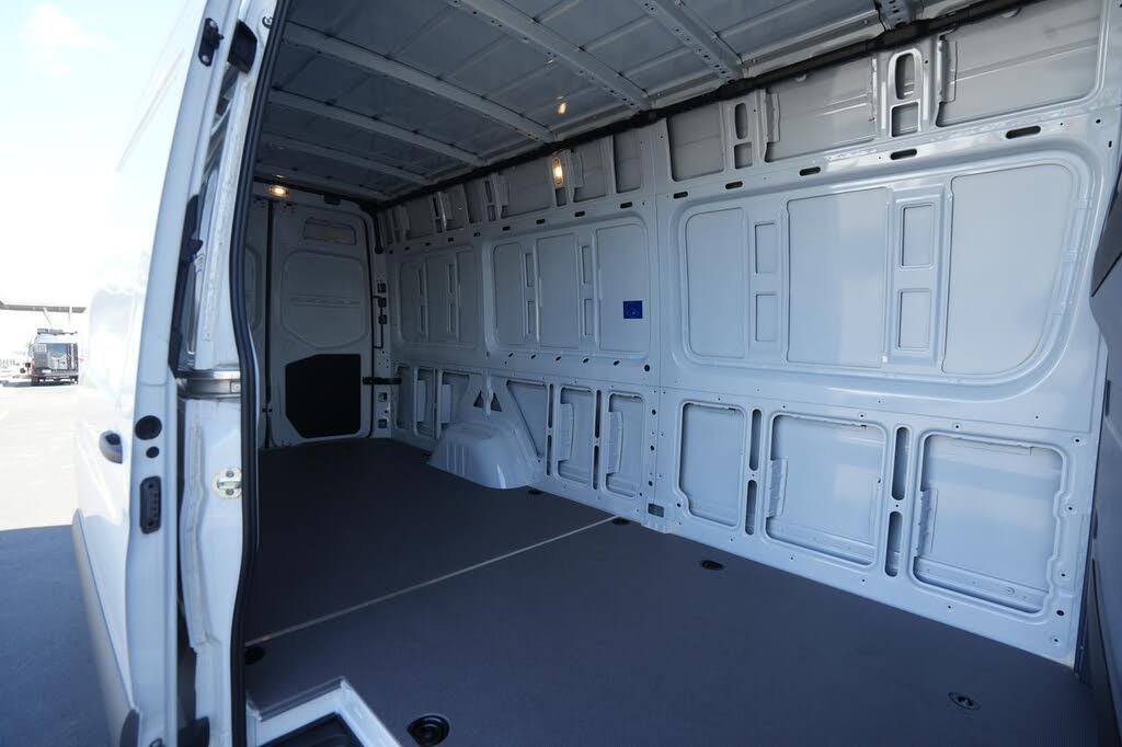2025 Mercedes-Benz eSprinter