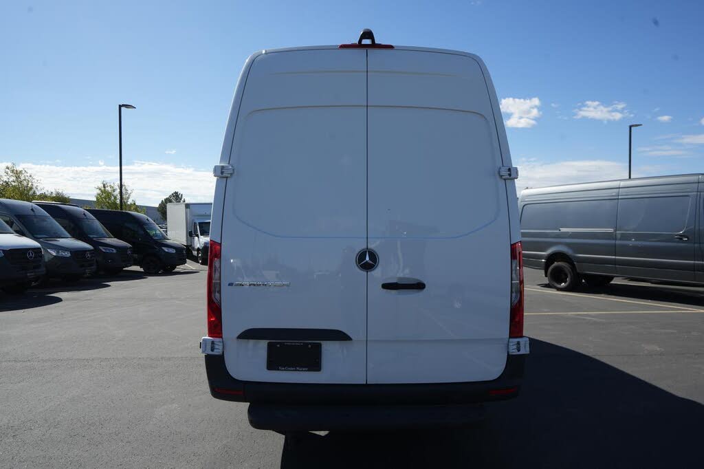 2025 Mercedes-Benz eSprinter