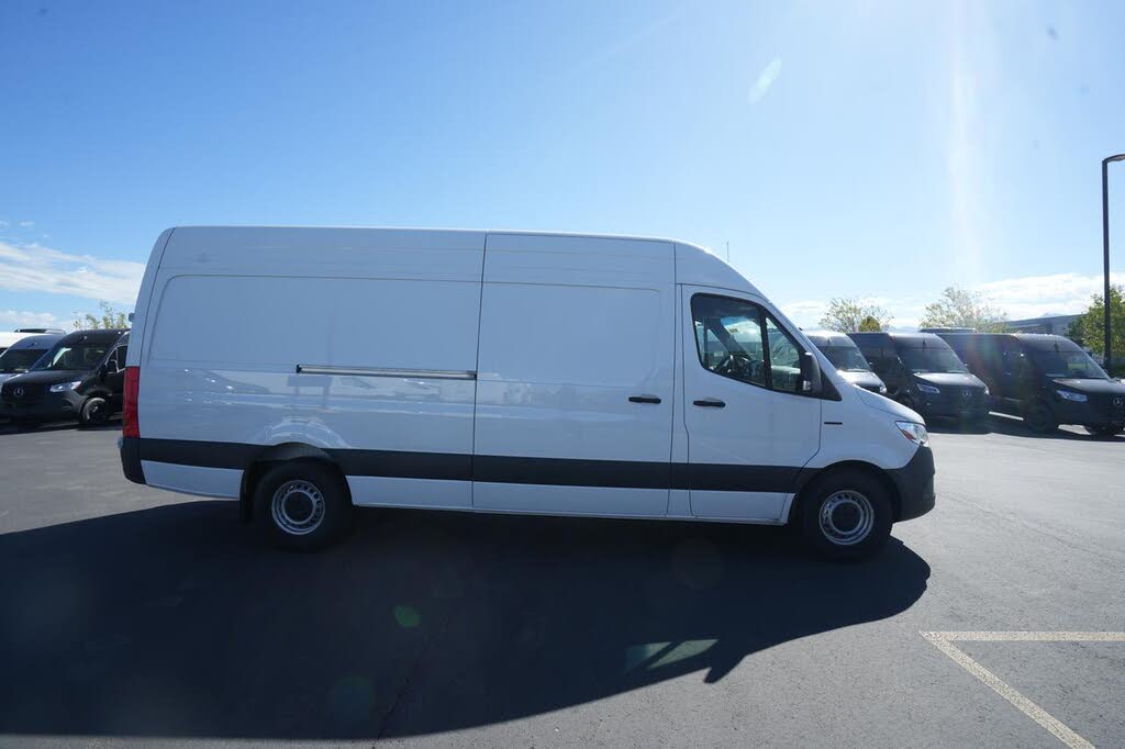2025 Mercedes-Benz eSprinter