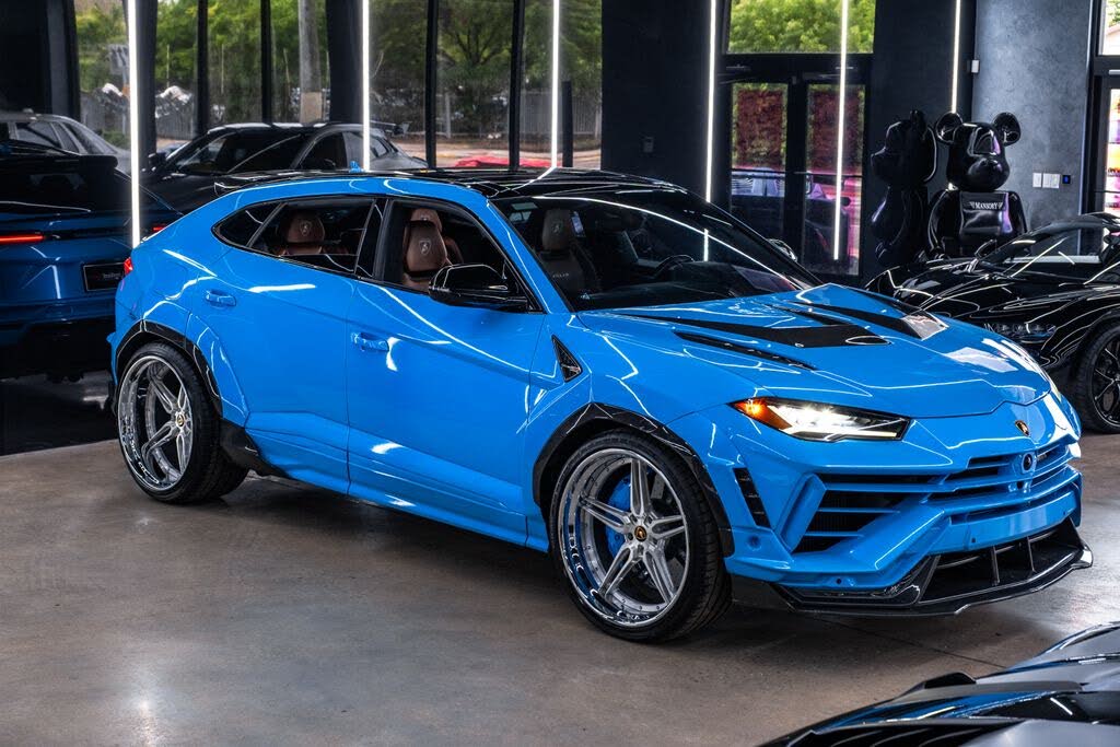 2023 Lamborghini Urus S for sale in Miami, FL