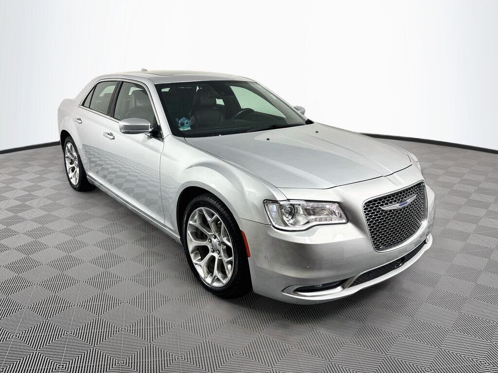 2019 Chrysler 300