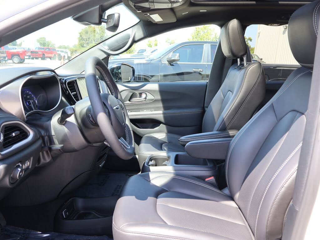 2026 Chrysler Pacifica