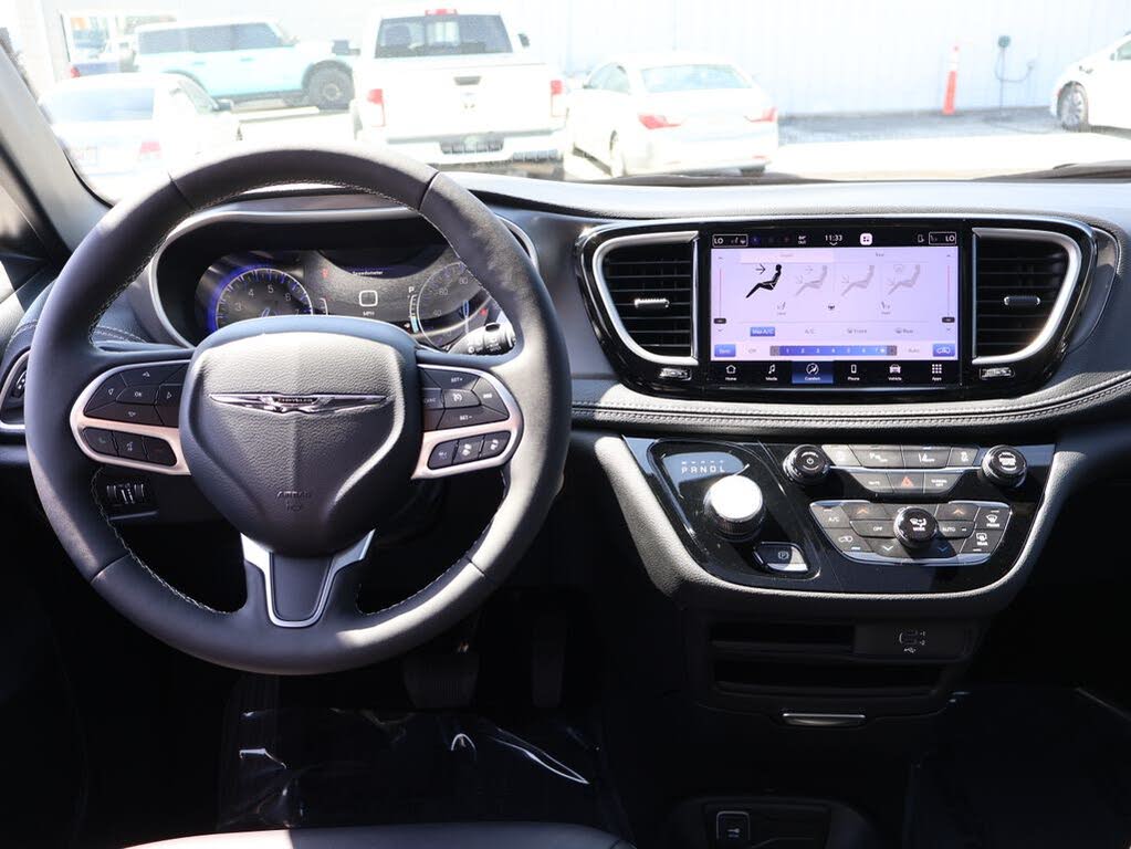 2026 Chrysler Pacifica