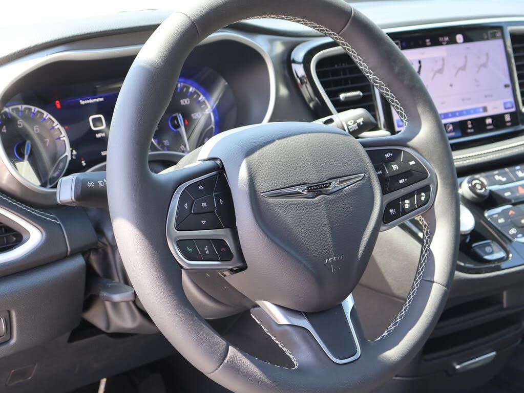 2026 Chrysler Pacifica