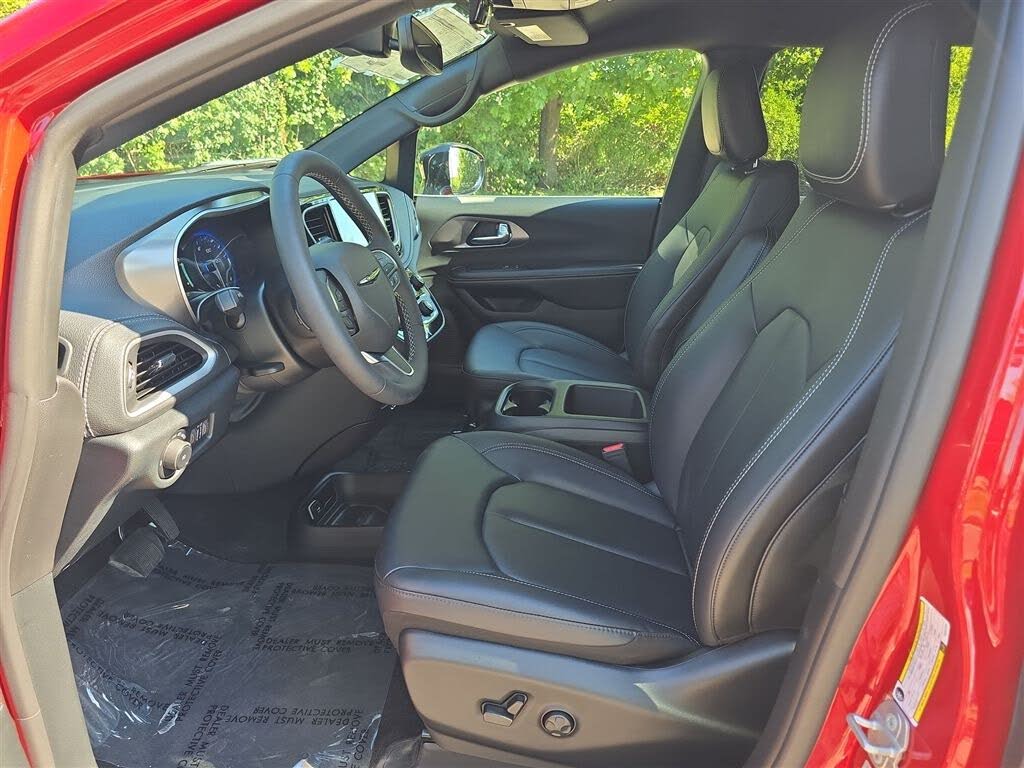 2026 Chrysler Pacifica