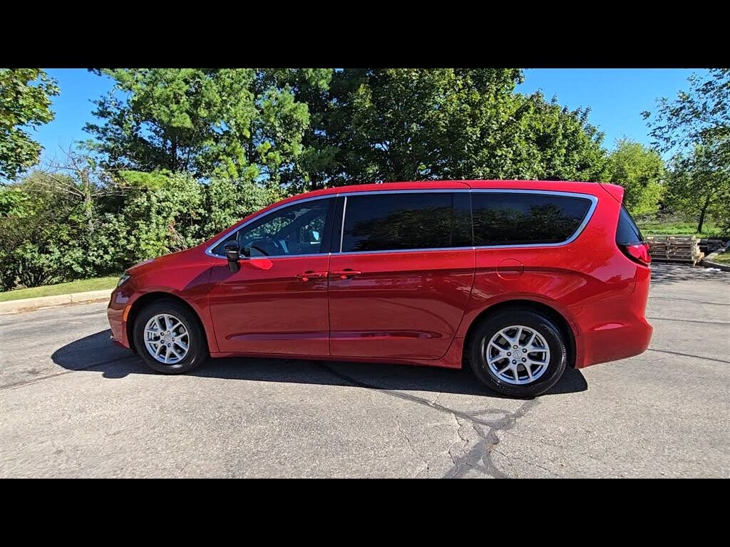 2026 Chrysler Pacifica