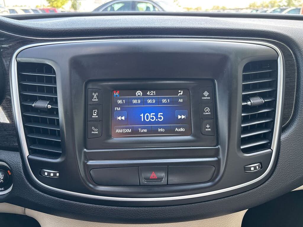 2015 Chrysler 200
