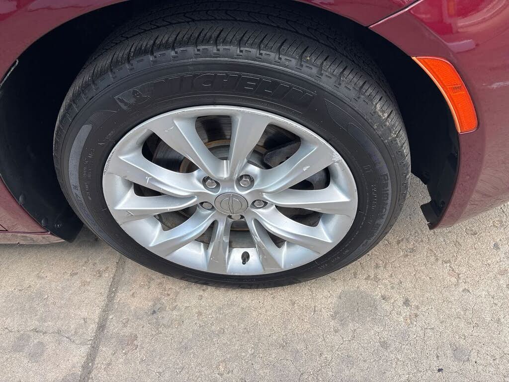 2015 Chrysler 200