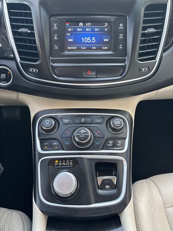 2015 Chrysler 200