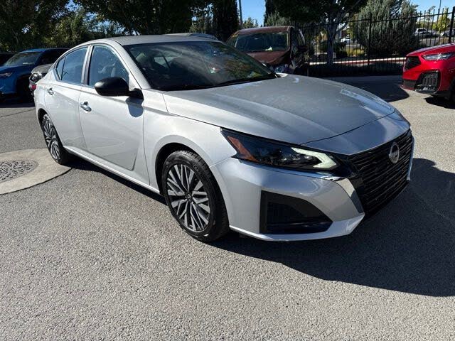 2025 Nissan Altima