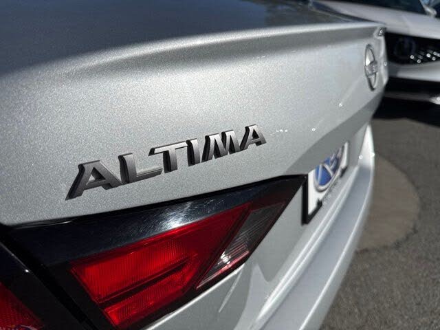 2025 Nissan Altima