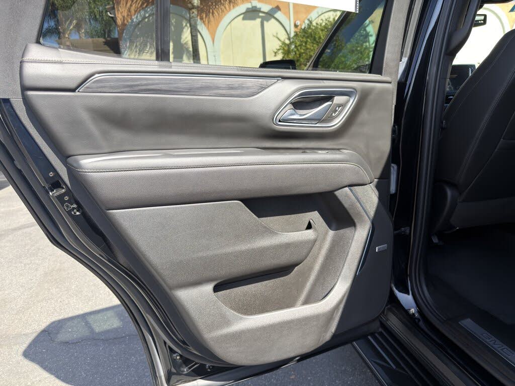 2023 GMC Yukon