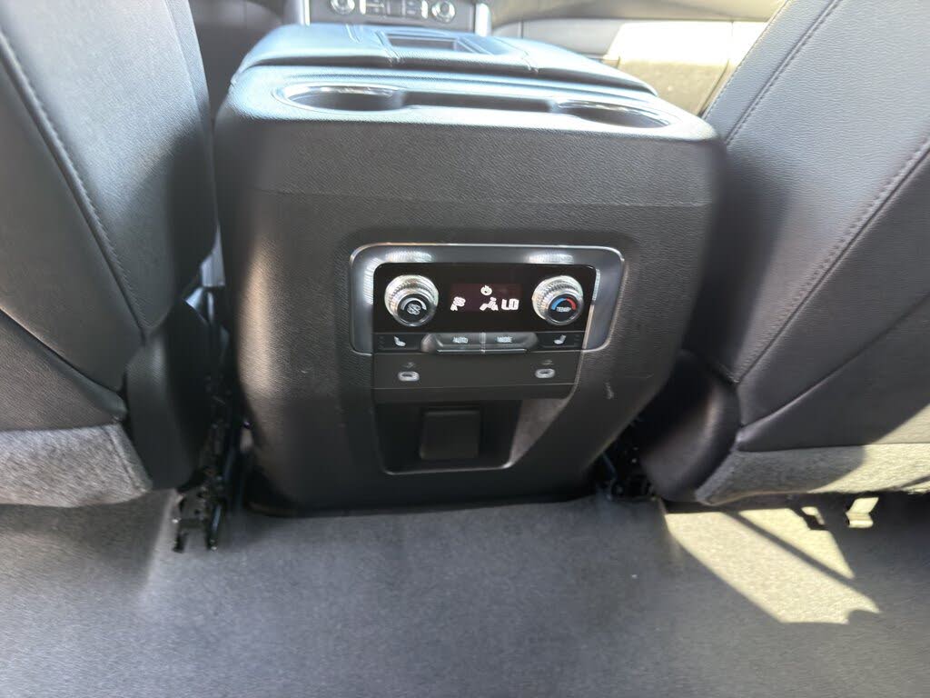 2023 GMC Yukon