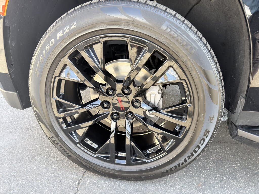 2023 GMC Yukon