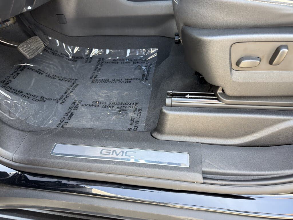 2023 GMC Yukon