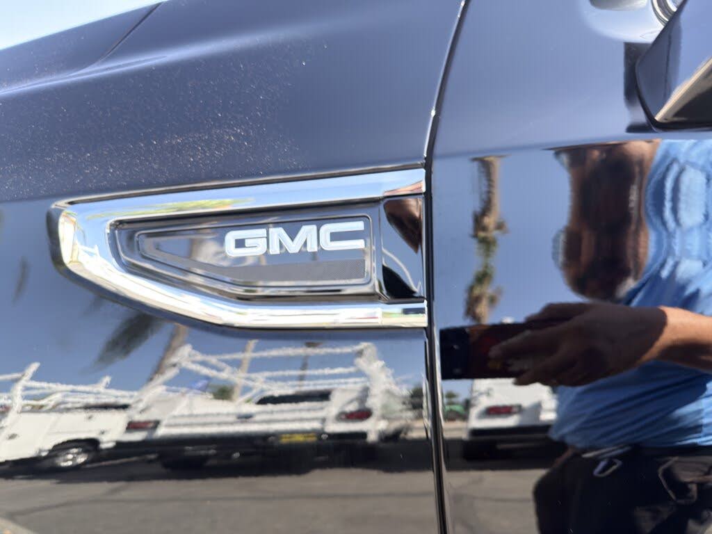 2023 GMC Yukon