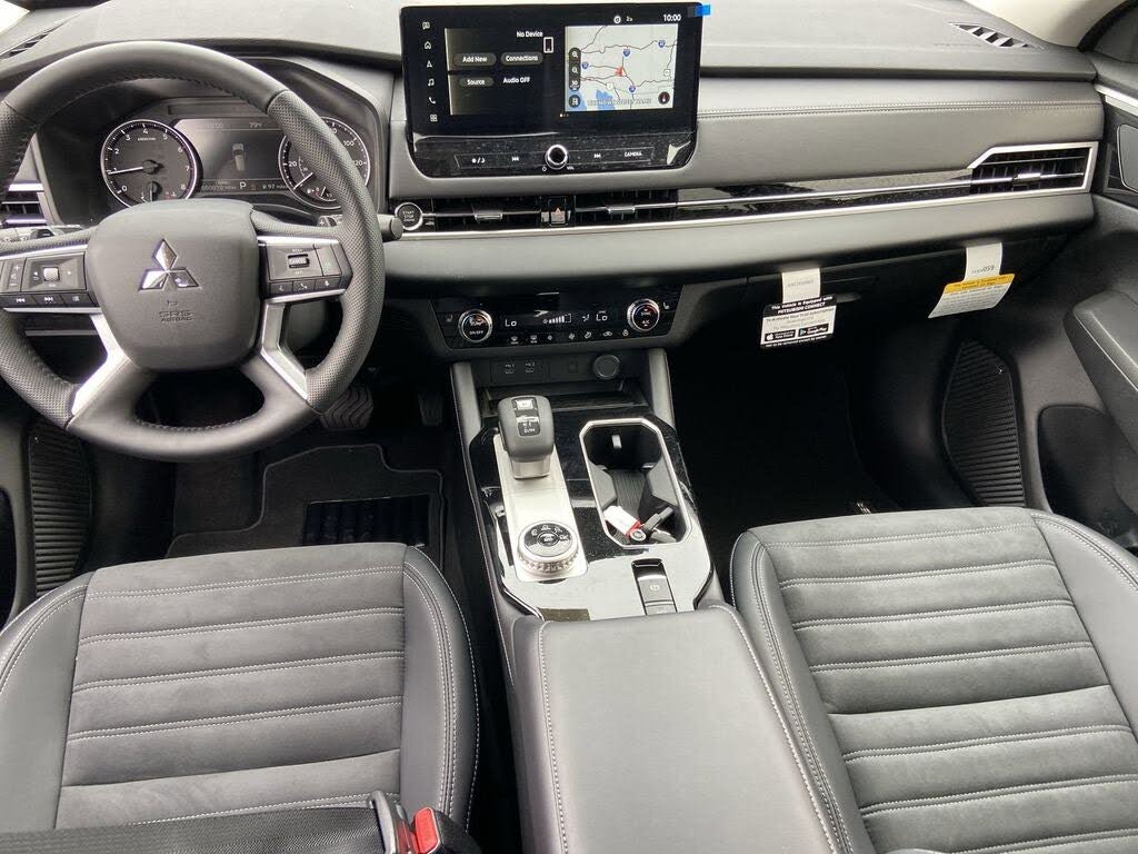 2026 Mitsubishi Outlander