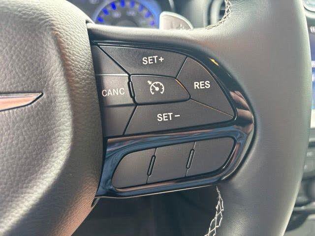 2017 Chrysler 300