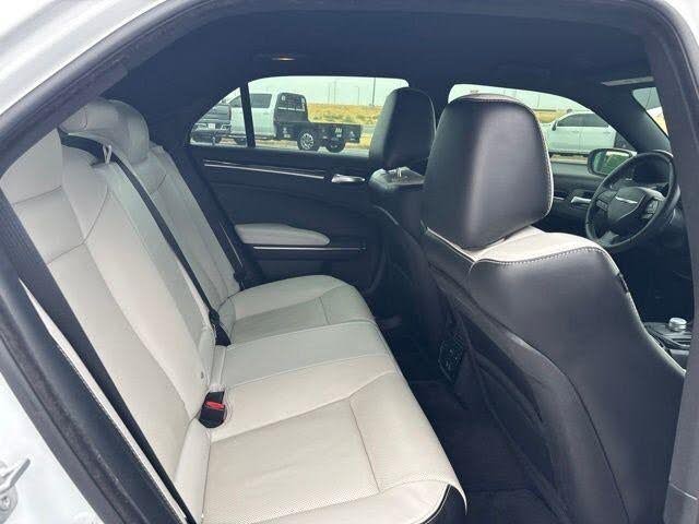 2017 Chrysler 300