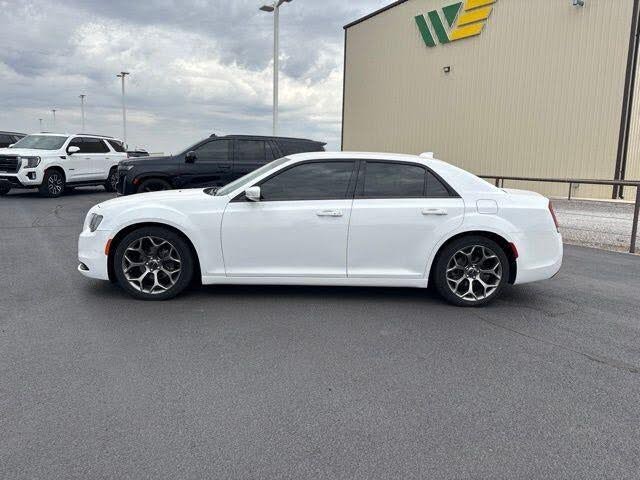 2017 Chrysler 300