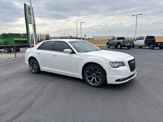 2017 Chrysler 300