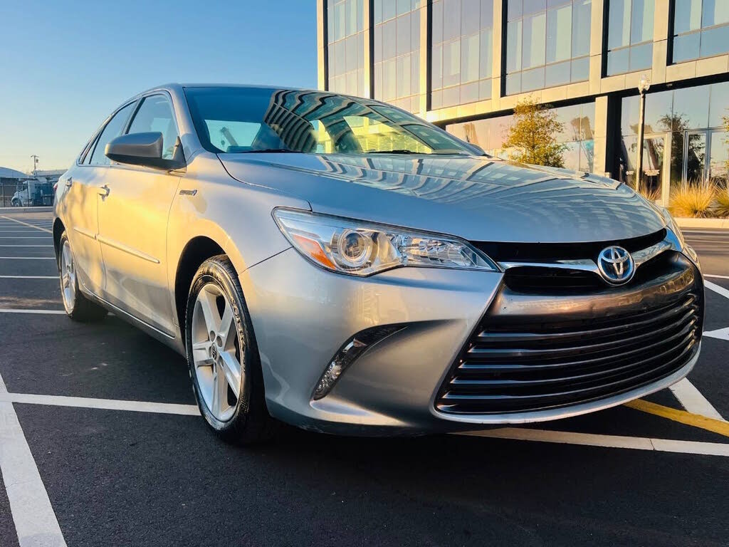 2016 Toyota Camry Hybrid