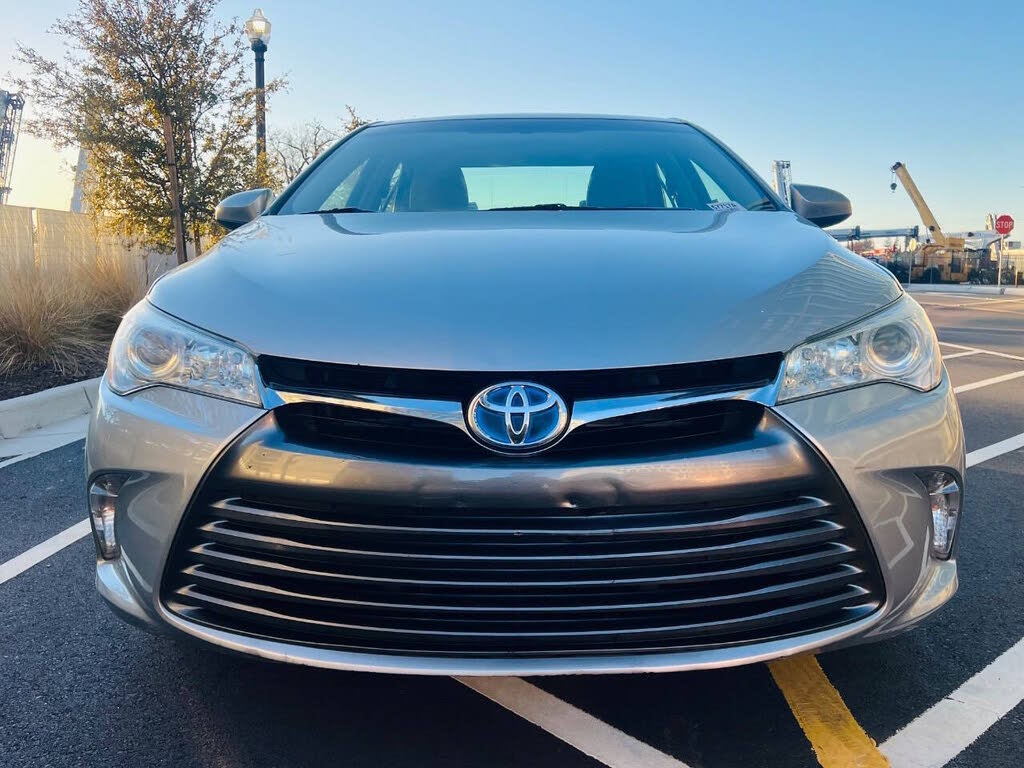 2016 Toyota Camry Hybrid