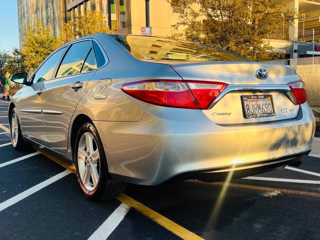 2016 Toyota Camry Hybrid