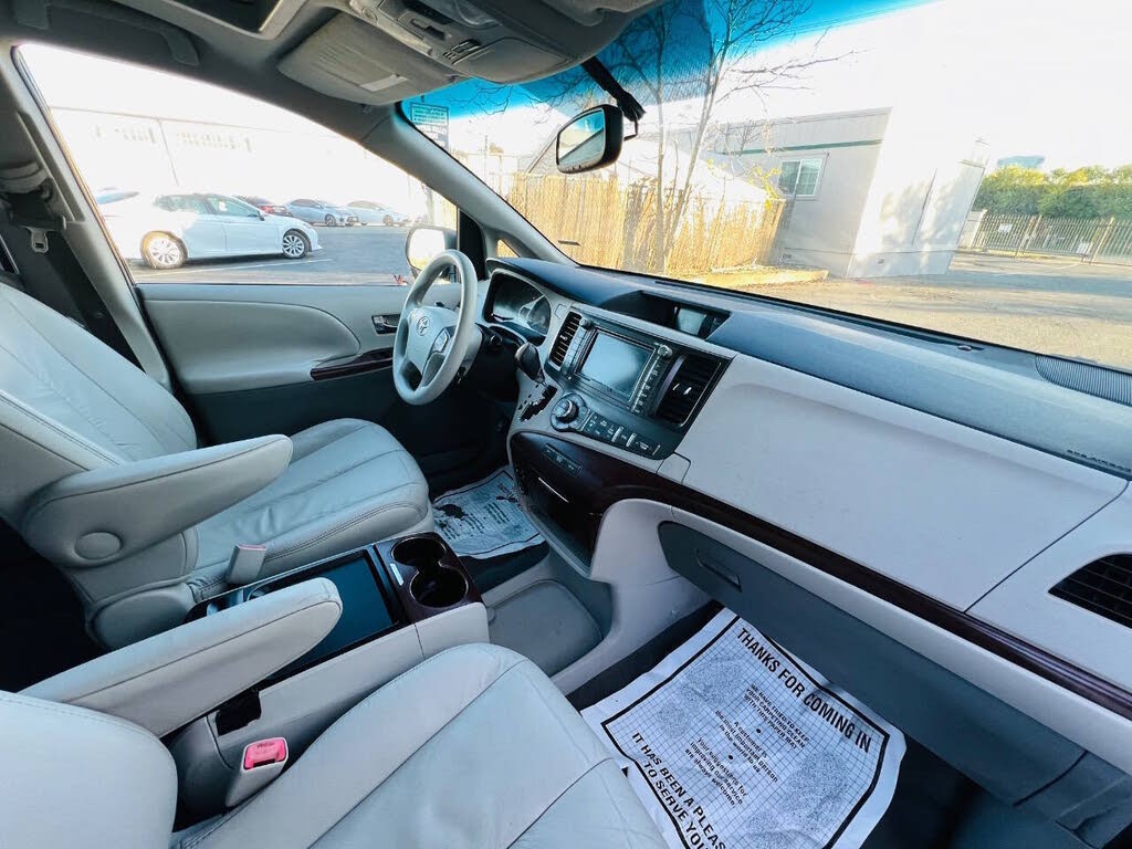 2011 Toyota Sienna