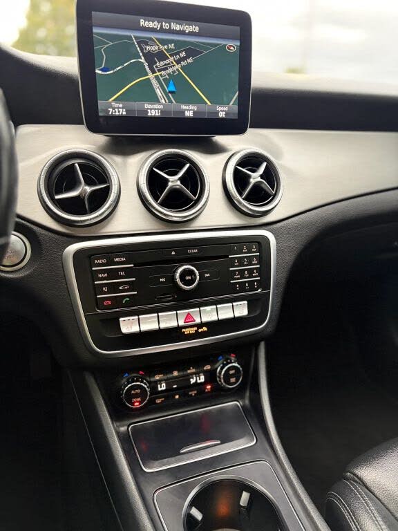 2017 Mercedes-Benz CLA