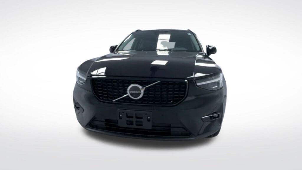 2026 Volvo XC40