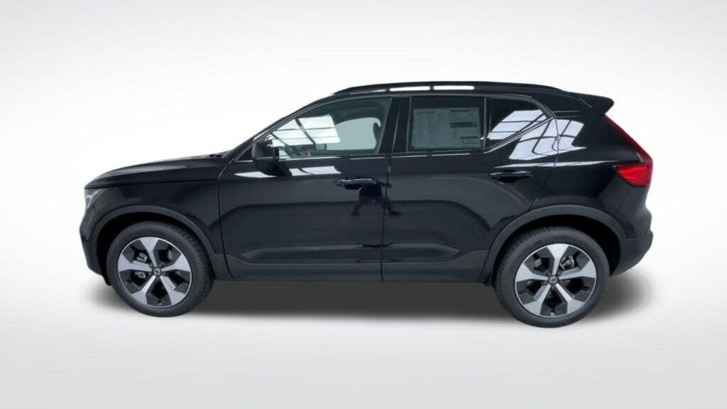 2026 Volvo XC40