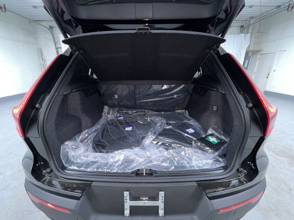 2026 Volvo XC40