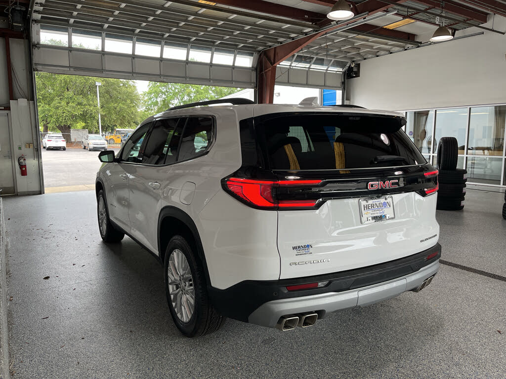2026 GMC Acadia