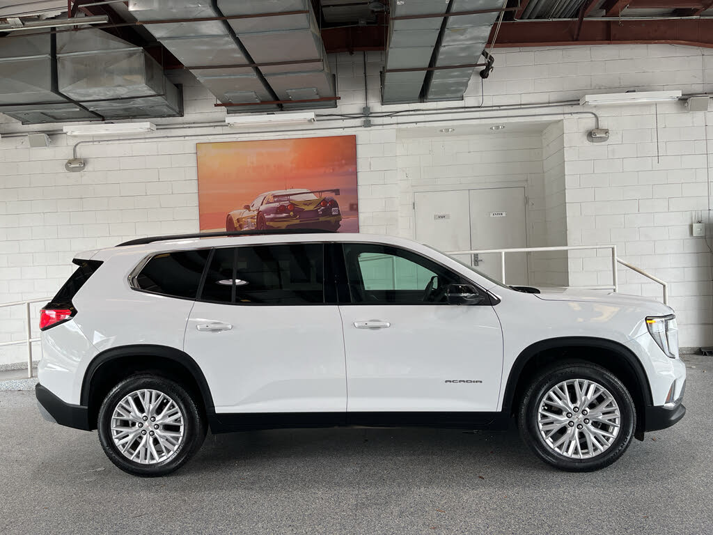 2026 GMC Acadia
