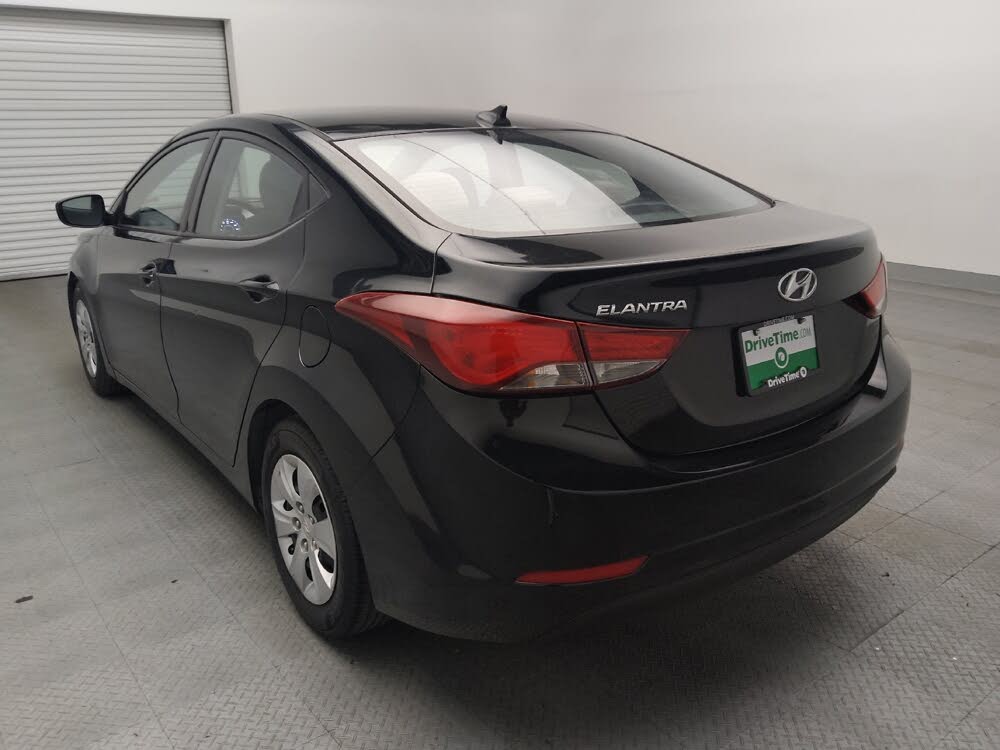 2016 Hyundai Elantra