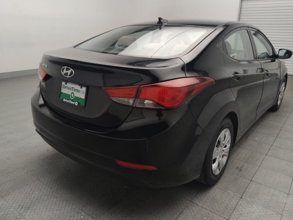 2016 Hyundai Elantra