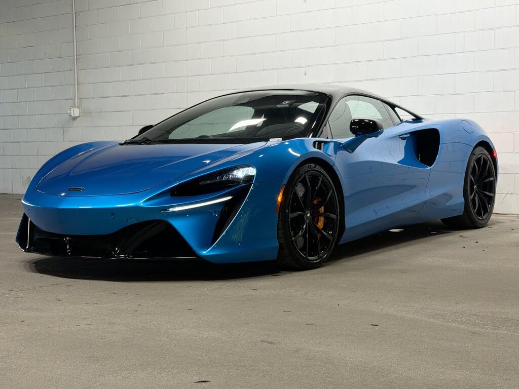 2023 McLaren Artura Base for sale in Tampa, FL