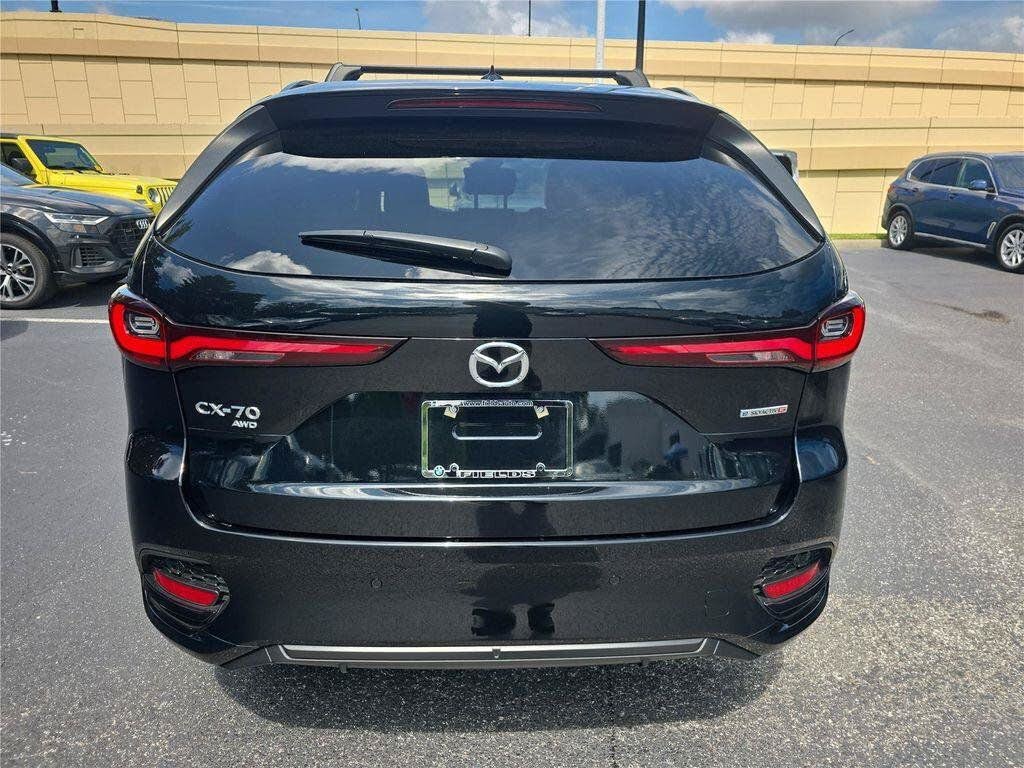 2025 Mazda CX-70