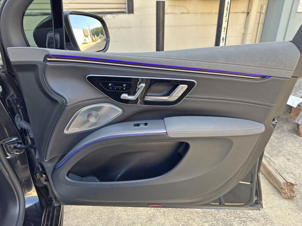 2023 Mercedes-Benz EQS