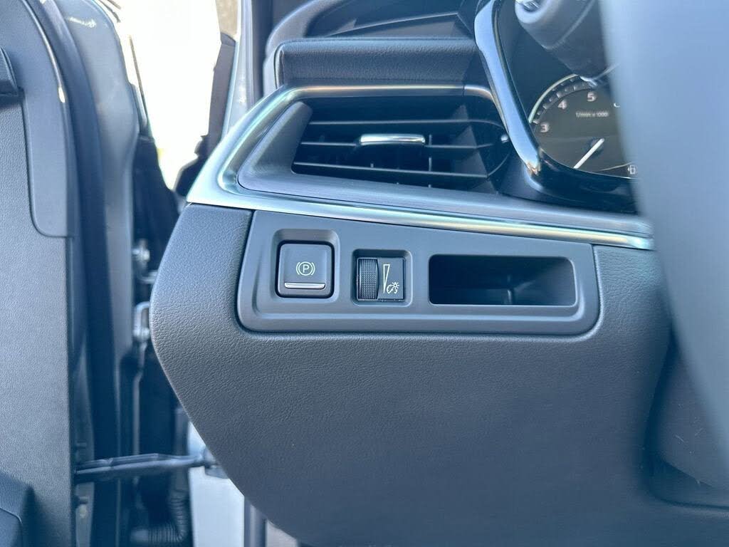2025 Cadillac XT5