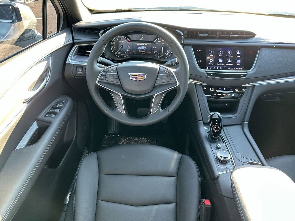 2025 Cadillac XT5