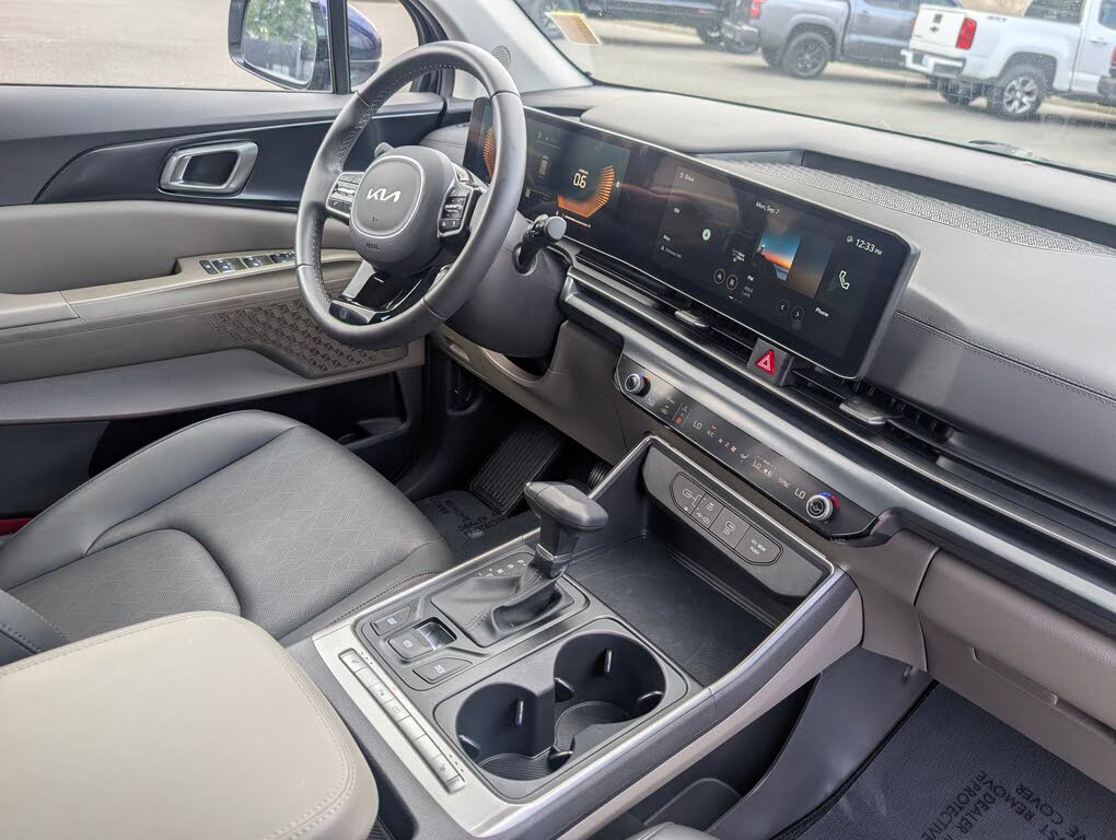 2025 Kia Carnival